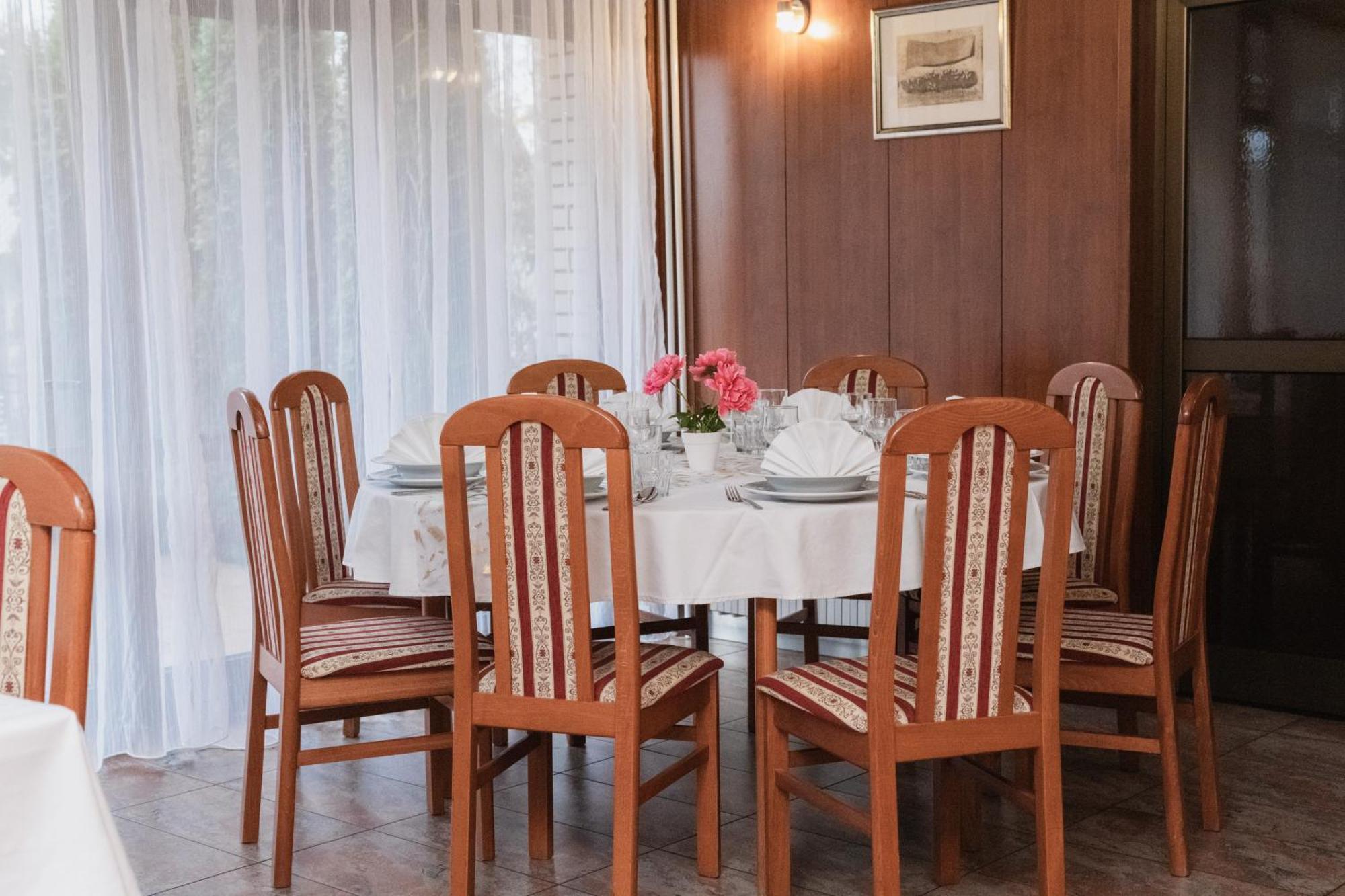 Hotel Damis 페일 외부 사진