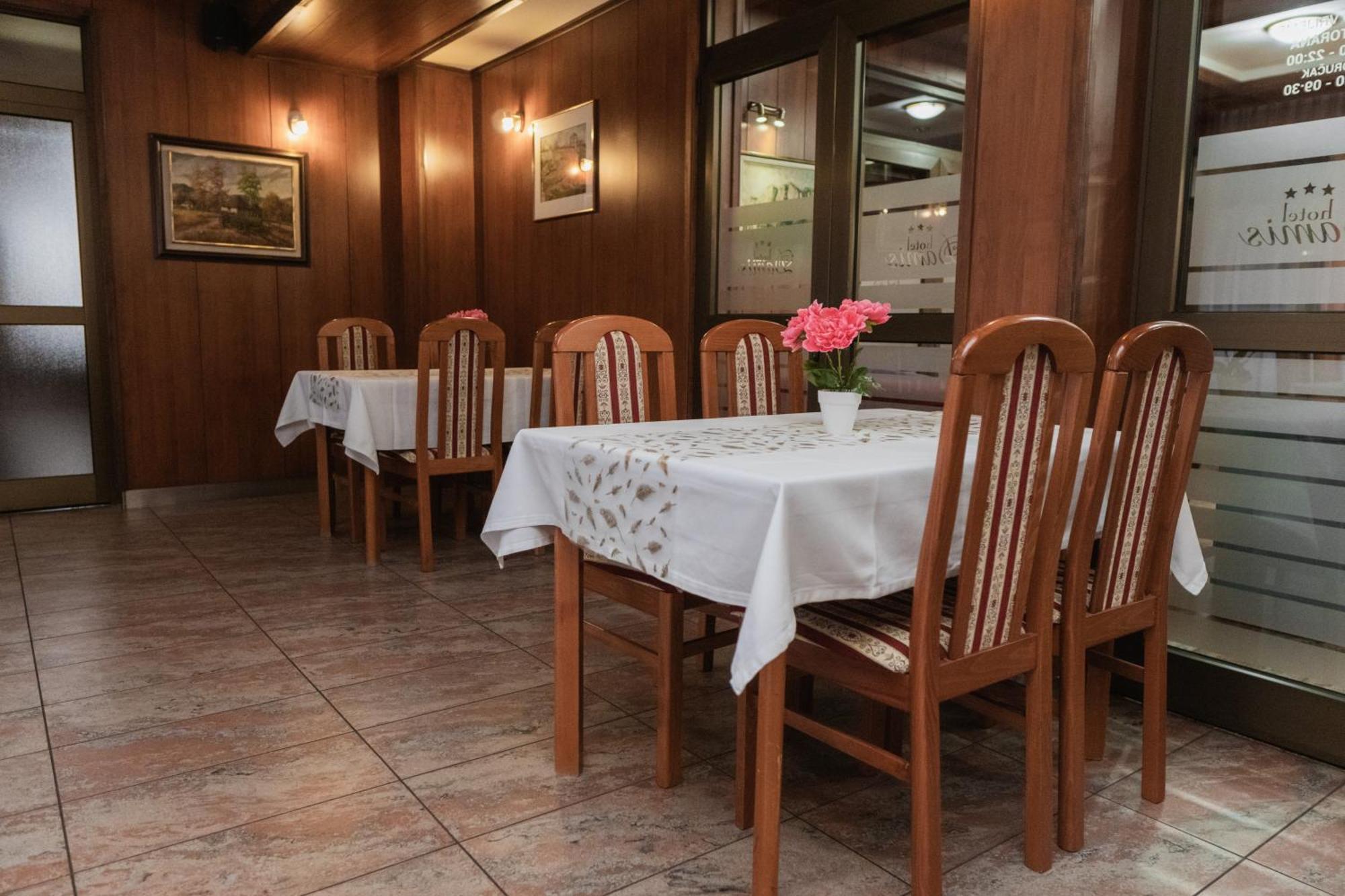 Hotel Damis 페일 외부 사진