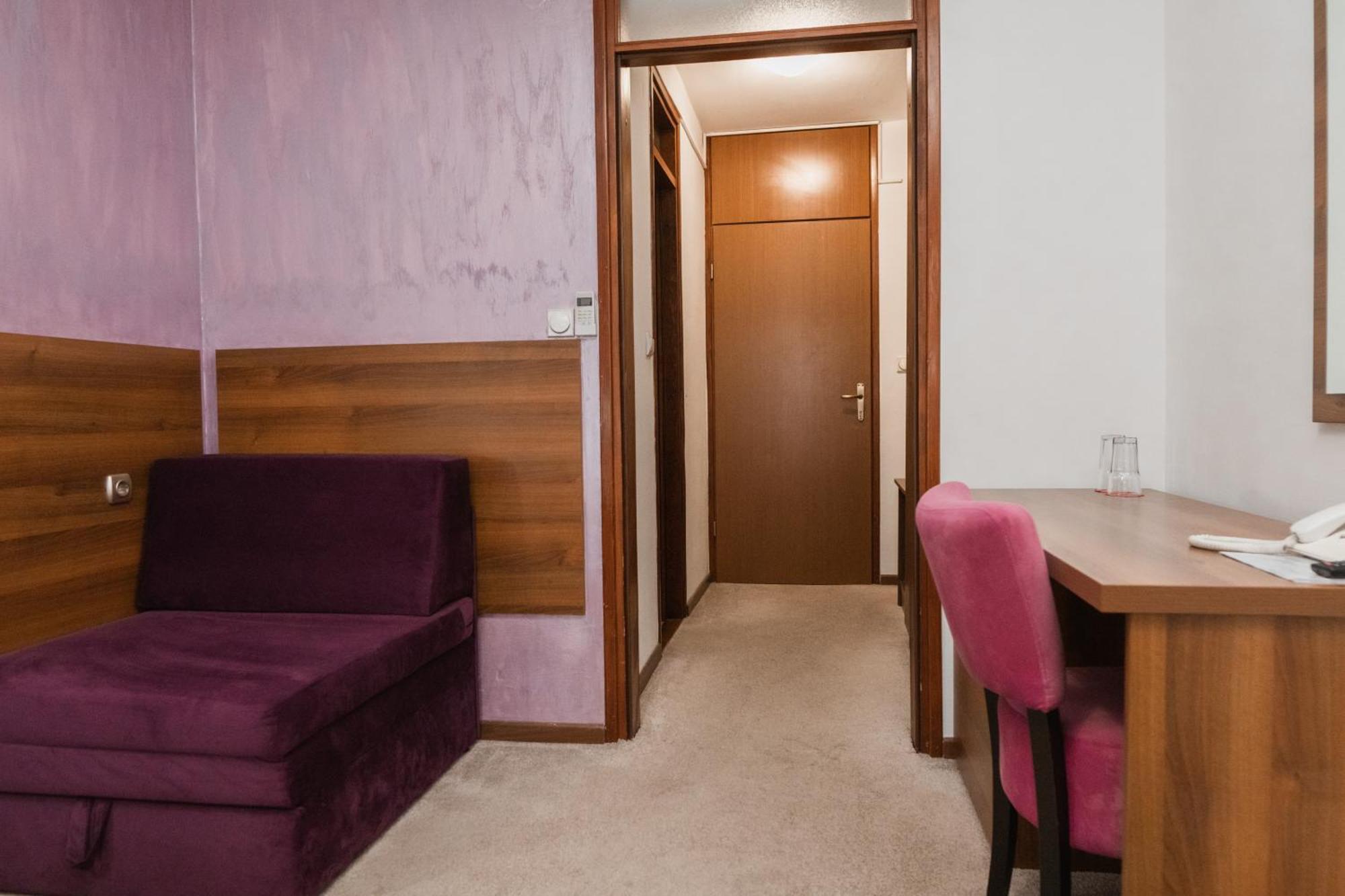Hotel Damis 페일 외부 사진