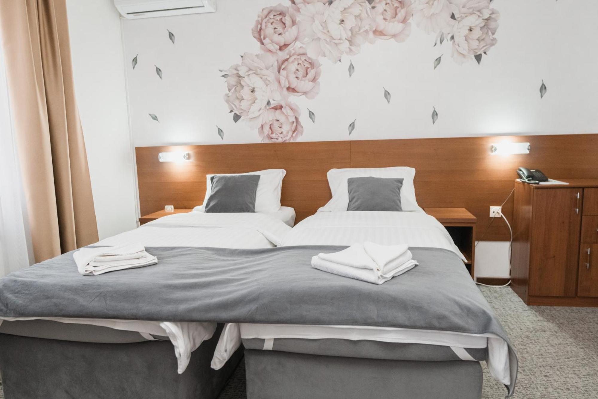 Hotel Damis 페일 외부 사진