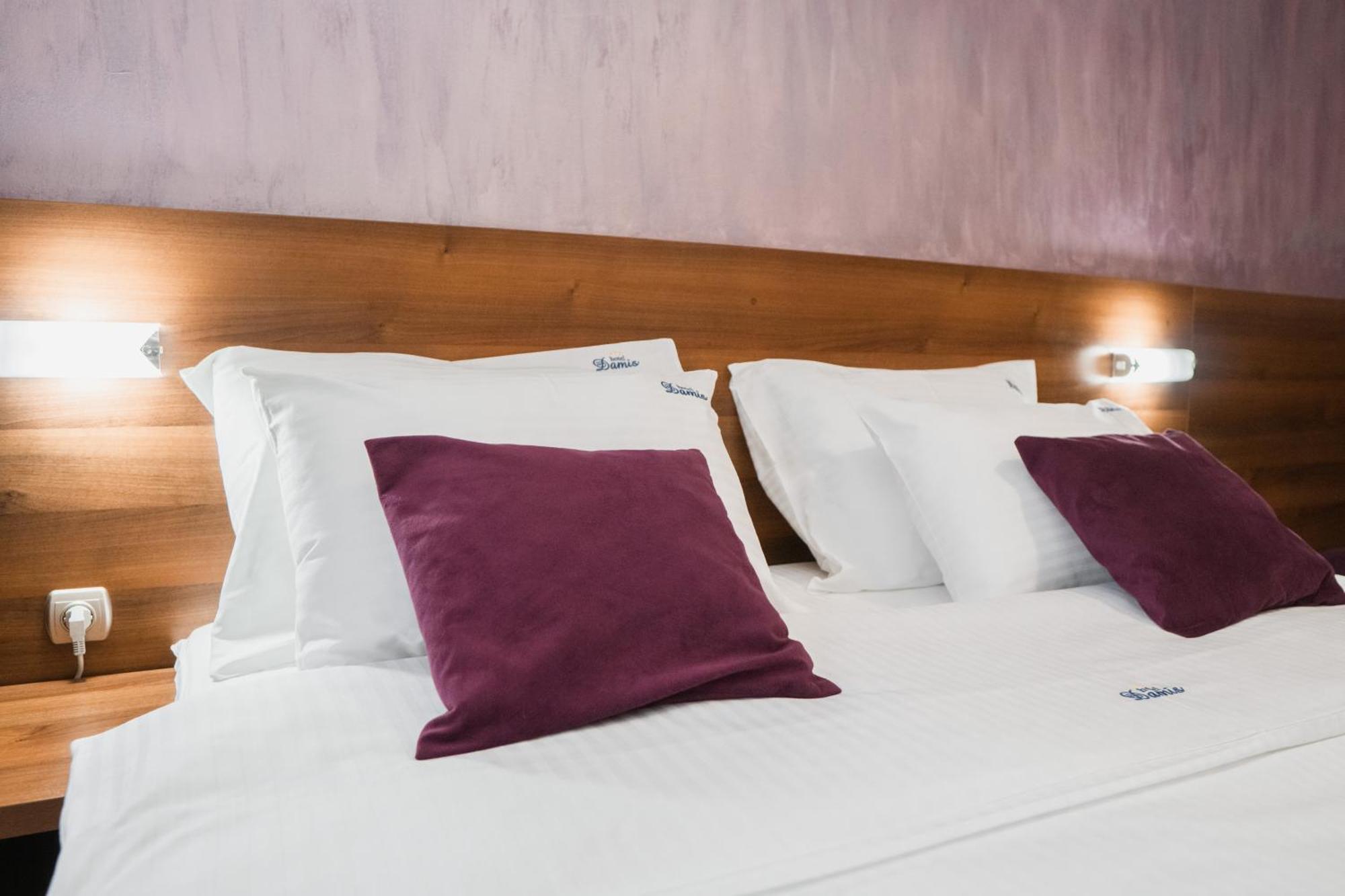Hotel Damis 페일 외부 사진