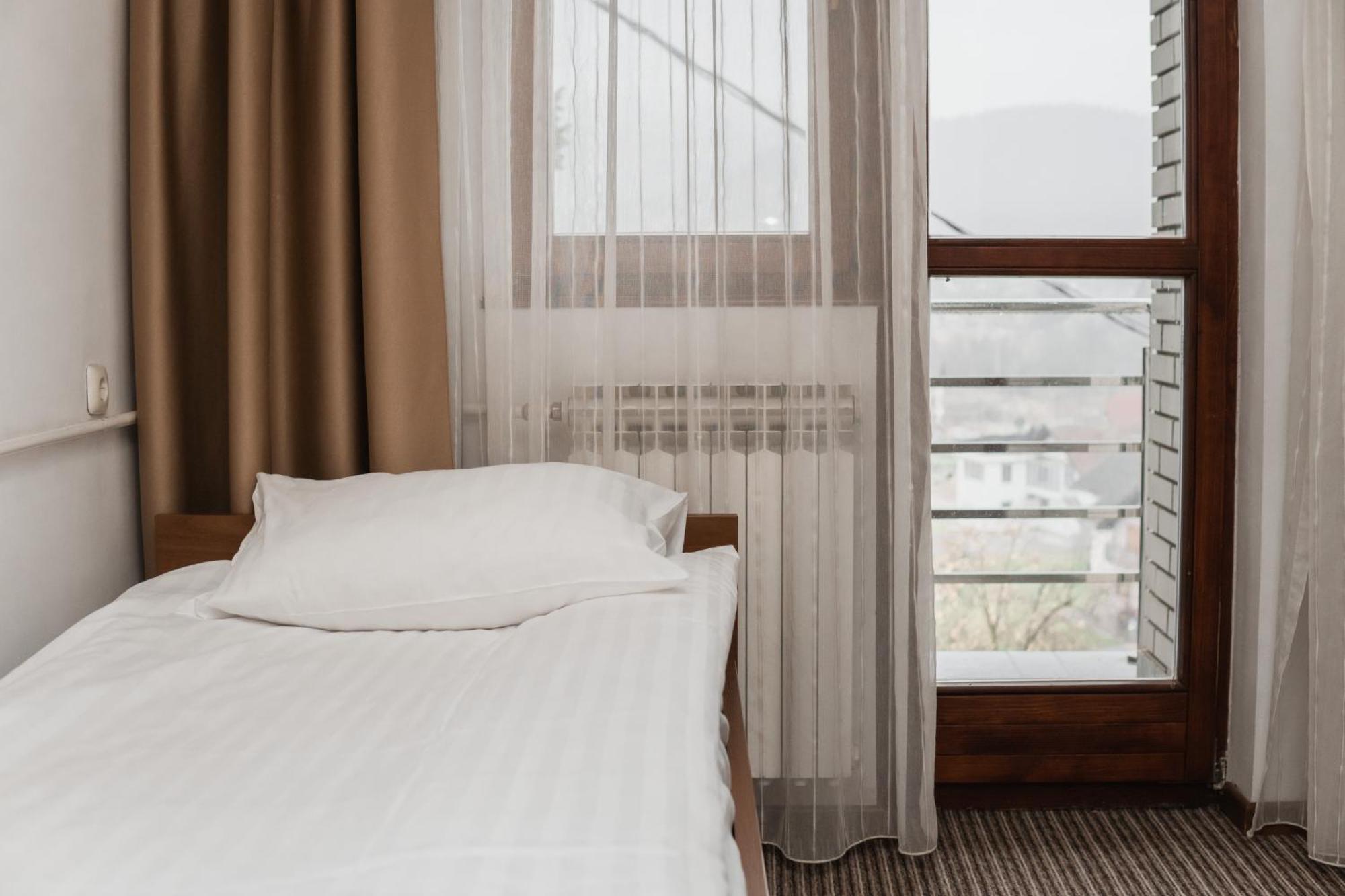 Hotel Damis 페일 외부 사진