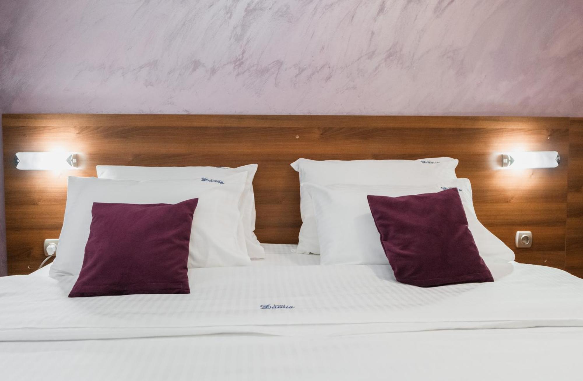 Hotel Damis 페일 외부 사진